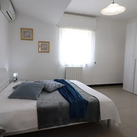 Apartment Casa Minerva Beautiful With Sea Castle View In The Heart Of Otr *