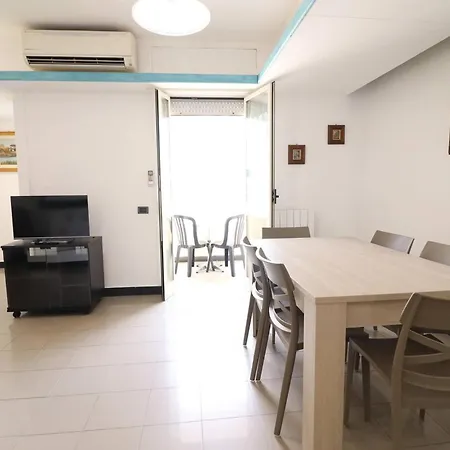 Casa Minerva Beautiful With Sea Castle View In The Heart Of Otr Apartment