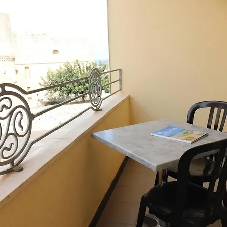 Apartment Casa Minerva Beautiful With Sea Castle View In The Heart Of Otr *