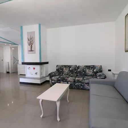 Casa Minerva Beautiful With Sea Castle View In The Heart Of Otr 奥特朗托