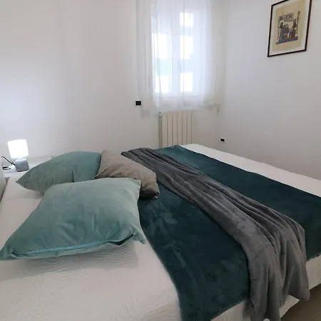 Casa Minerva Beautiful With Sea Castle View In The Heart Of Otr