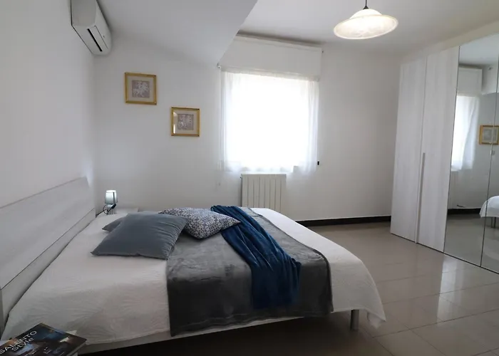 Daire Casa Minerva Beautiful With Sea Castle View In The Heart Of Otr *