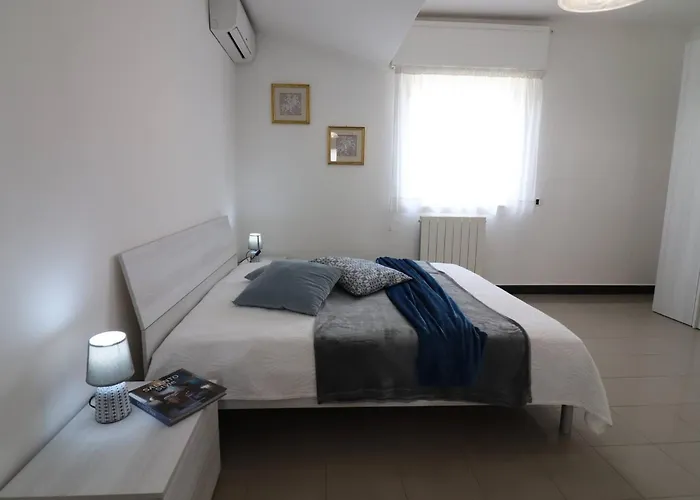 Daire Casa Minerva Beautiful With Sea Castle View In The Heart Of Otr Otranto